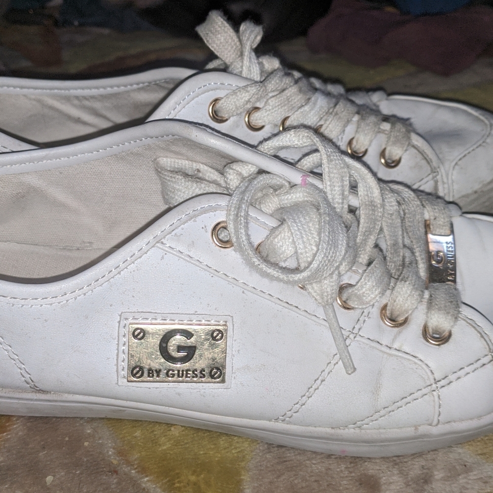 White shoes by guess